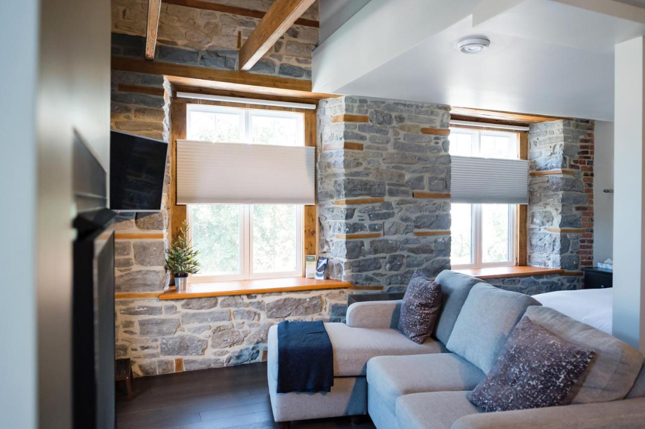 Kemptville Suites Hotel 3*
